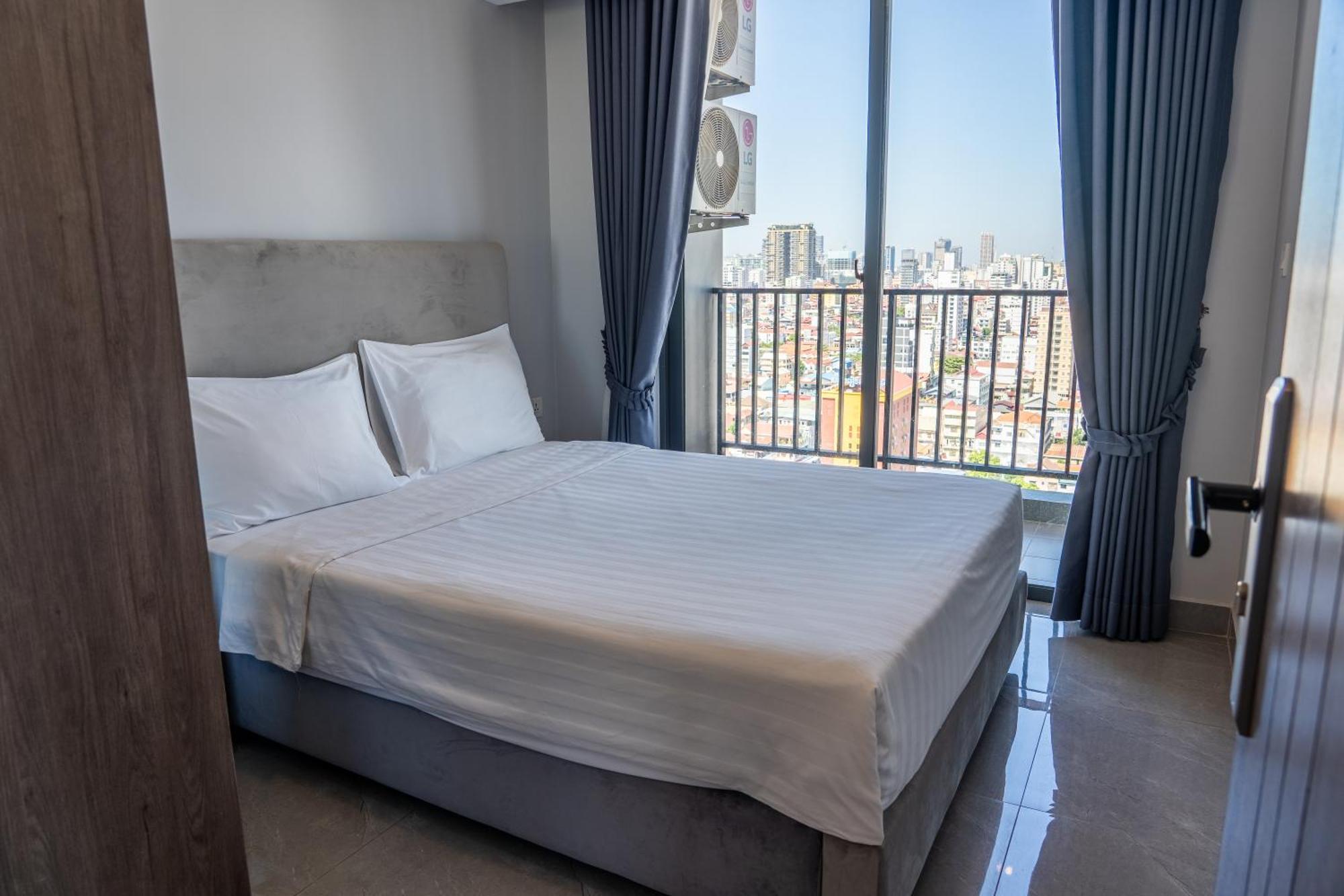 Parc21 Luxury Boutique Hotel Phnom Penh Esterno foto