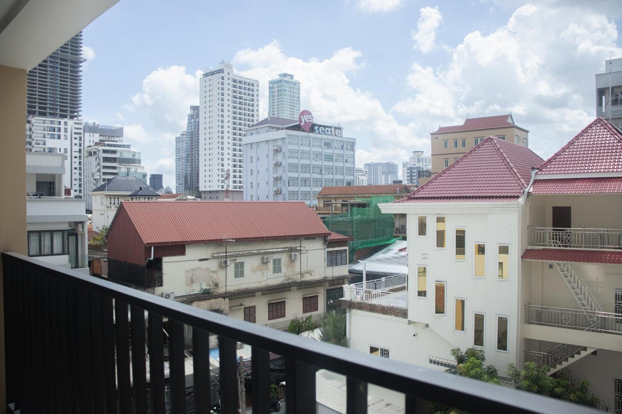 Parc21 Luxury Boutique Hotel Phnom Penh Esterno foto